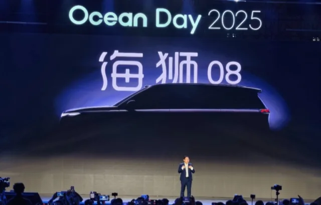 BYD Dynasty-D flagship SUV was seen in China with rear-wheel steering BYD Dynasty-D flagship SUV was seen in China with rear-wheel steering