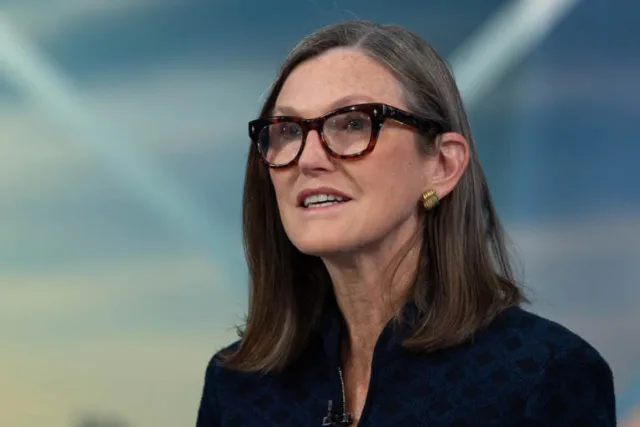 Cathie Wood’s ARK Invest sold Tesla stock and snapped up these Chinese tech stocks Cathie Wood’s ARK Invest sold Tesla stock and snapped up these Chinese tech stocks