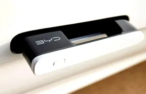 China Is Banning Tesla-Style Door Handles China Is Banning Tesla-Style Door Handles