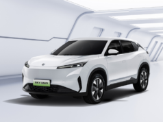 Dongfeng launches world’s first mass-produced passenger car with China’s own satellite navigation system Dongfeng launches world’s first mass-produced passenger car with China’s own satellite navigation system