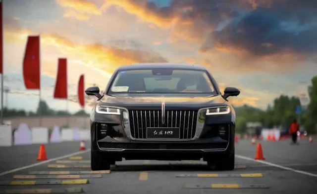 Hongqi vehicles to feature solid-state batteries by 2027, FAW reports Hongqi vehicles to feature solid-state batteries by 2027, FAW reports