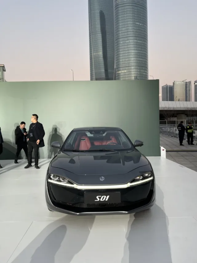 Leapmotor unveils first MPV at 10th anniversary: D99 Joins D19 as D-series flagship