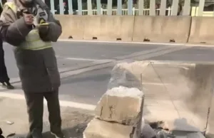 Nio EC6 splits apart in Shanghai crash, battery survives and occupants escape unharmed Nio EC6 splits apart in Shanghai crash, battery survives and occupants escape unharmed