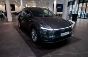 Tesla’s China Exclusive Model Y L Eyes European Expansion Following EU Approval: Report – BYD (OTC:BYDDF), BYD (OTC:BYDDY) Tesla's China Exclusive Model Y L Eyes European Expansion Following EU Approval: Report - BYD (OTC:BYDDF), BYD (OTC:BYDDY)