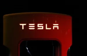 Tesla’s EU sales plummet 34% in November amid Chinese competition, political backlash Tesla's EU sales plummet 34% in November amid Chinese competition, political backlash