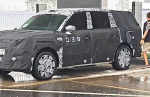 Xiaomi files fuel-tank display system, signalling push into non-pure-EV vehicles Xiaomi files fuel-tank display system, signalling push into non-pure-EV vehicles