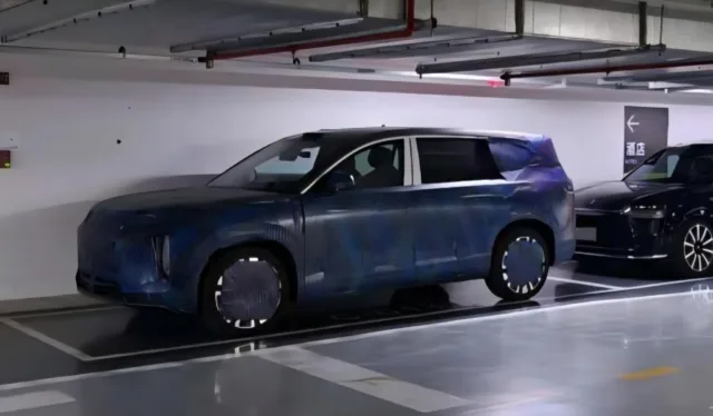 BYD Tang 9 flagship SUV spied in China, official unveil in H1 2026