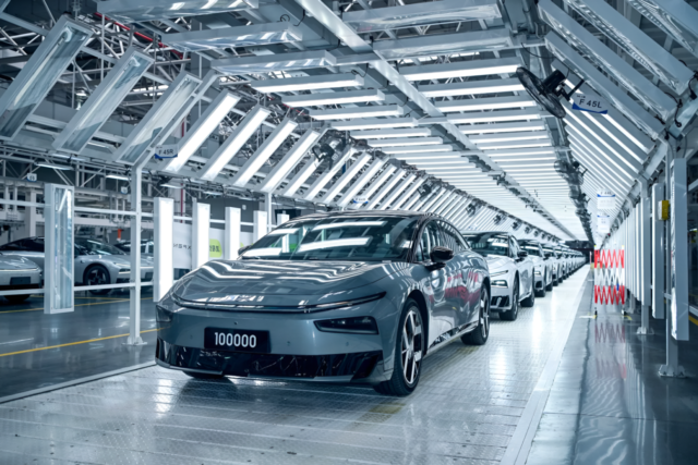 China accelerates solid‑state batteries and L3 autonomous driving in 2026 NEV plan