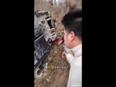 Tesla Model Y falls off a cliff in China, occupants walk away safely Tesla Model Y falls off a cliff in China, occupants walk away safely