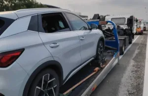 BYD officials visited man in order to explain why his car suddenly emergency-braked on highway BYD officials visited man in order to explain why his car suddenly emergency-braked on highway
