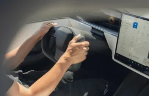 China Bans Yoke-Style Steering Wheels for 2027 Not Long After Banning Flush Door Handles China Bans Yoke-Style Steering Wheels for 2027 Not Long After Banning Flush Door Handles