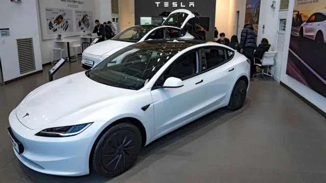 China Beats U.S. on Another Automotive Innovation: Banning Electronic Door Handles