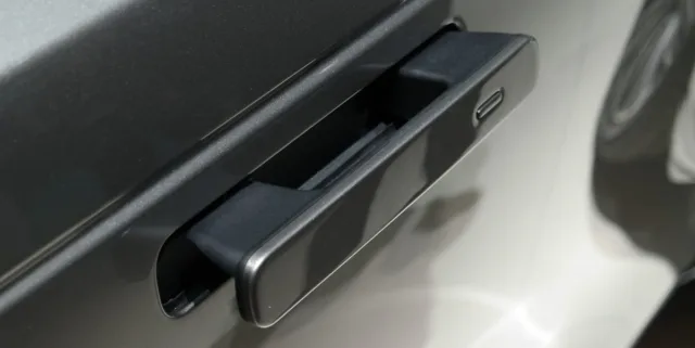 China Is Banning Hideaway Door Handles Common on Teslas, Other EVs Starting in 2027