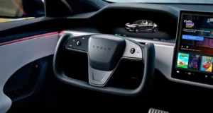 China May Be Regulating Yoke Steering Wheels Out Of Existence In New Safety Standards China May Be Regulating Yoke Steering Wheels Out Of Existence In New Safety Standards