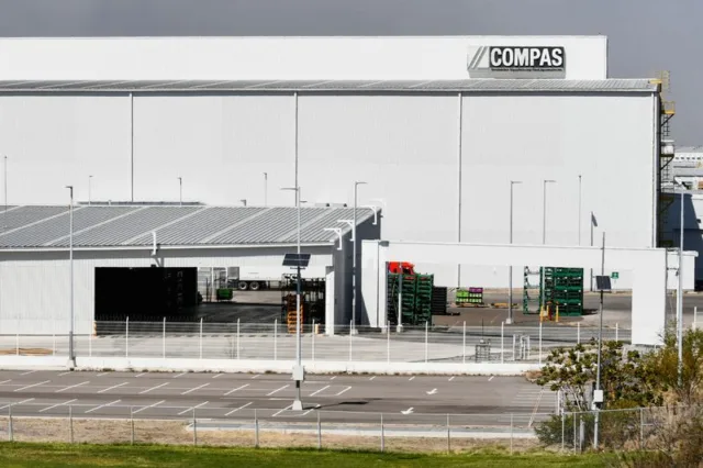 Exclusive-Seeking Mexico foothold, China's BYD and Geely bid to buy car plant Exclusive-Seeking Mexico foothold, China's BYD and Geely bid to buy car plant