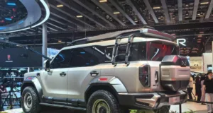 Hongqi’s first off-road SUV with four electric motors spied Hongqi’s first off-road SUV with four electric motors spied