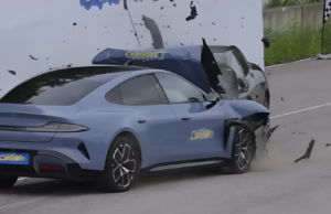 Million-follower auto blogger battles Xiaomi in Beijing Court over crash test video Million-follower auto blogger battles Xiaomi in Beijing Court over crash test video