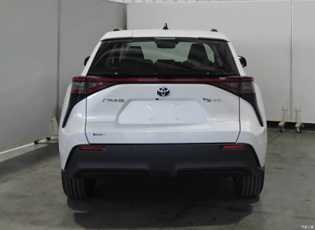 Pony.ai and GAC Toyota debut mass-produced robotaxi based on Toyota’s bZ4X EV