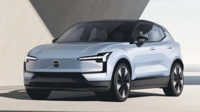 Volvo to recalls over 40,000 electric EX30 SUVs due to battery fire risk, report says Volvo to recalls over 40,000 electric EX30 SUVs due to battery fire risk, report says