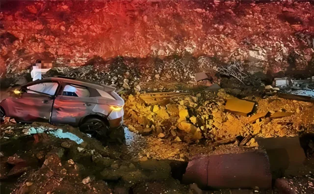 BYD Atto 3 endures Jerusalem rocket attack, five survive, three injured BYD Atto 3 endures Jerusalem rocket attack, five survive, three injured