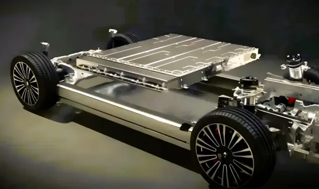 BYD Blade 2.0 breakdown: Short Blade (8C Flash) vs Long Blade (210 Wh/kg)