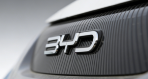 BYD cuts 100,000 jobs, workforce down 10%, the new battleground for EV growth BYD cuts 100,000 jobs, workforce down 10%, the new battleground for EV growth