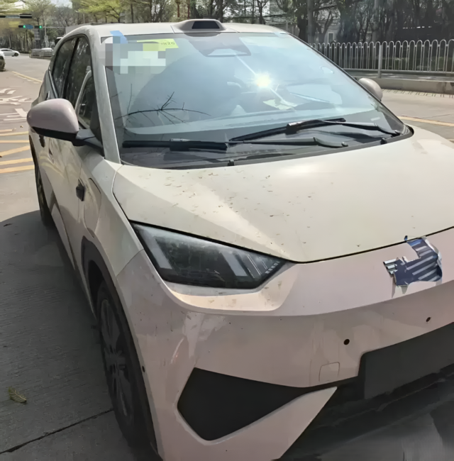 BYD Seagull with roof-mounted LiDAR exposed in China, 505 km range expected