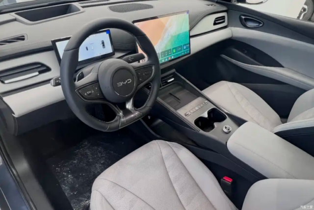 BYD to launch flash-charging 2026 Seal 06 GT and Seal 06 DM-i wagon on April 2nd BYD to launch flash-charging 2026 Seal 06 GT and Seal 06 DM-i wagon on April 2nd