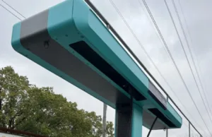 BYD unveils Blade Battery 2.0: 10-70% in 5 mins, 10-97% in 9 mins, and 20,000 flash charging stations in 2026 BYD unveils Blade Battery 2.0: 10-70% in 5 mins, 10-97% in 9 mins, and 20,000 flash charging stations in 2026