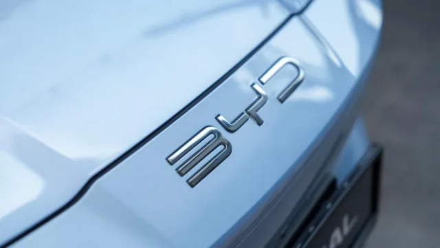 BYD unveils new blade batteries and ultra-fast charging technology