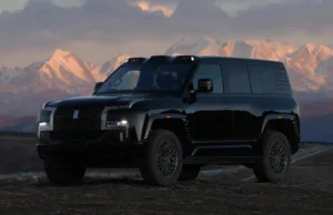 BYD’s 2026 Yangwang U8 interior exposed, confirms curved screen with flagship cabin upgrades BYD’s 2026 Yangwang U8 interior exposed, confirms curved screen with flagship cabin upgrades