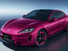 Huawei and SAIC’s first Saic Z7T station wagon unveiled Huawei and SAIC’s first Saic Z7T station wagon unveiled