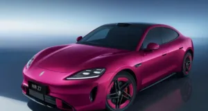 Huawei and SAIC’s first Saic Z7T station wagon unveiled Huawei and SAIC’s first Saic Z7T station wagon unveiled