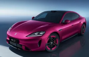 Huawei and SAIC’s first Saic Z7T station wagon unveiled Huawei and SAIC’s first Saic Z7T station wagon unveiled